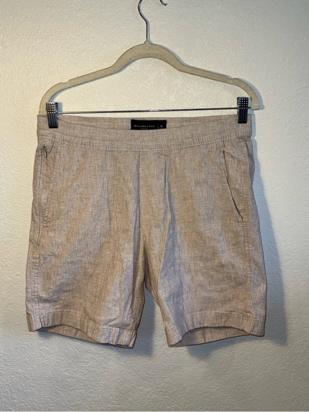 Abercrombie & Fitch Men’s Cream Linen / Cotton 7” Tie Waist Shorts Size M